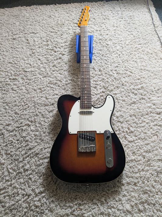 Squier Classic Vibe Baritone Custom Telecaster 2022 - Present - 3-Color Sunburst